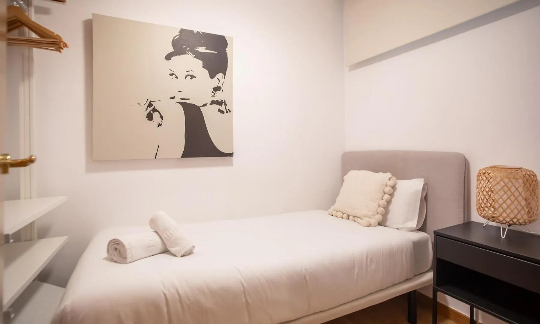 41Par1022 - Luminous Apartment In Sant Antoni Barcelona